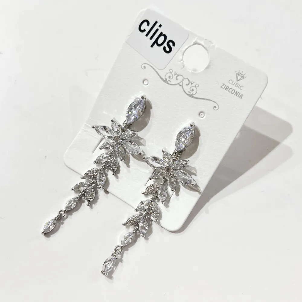 Pendente con Foglia -Orecchini a Clip - OR-506-424J (Argento)