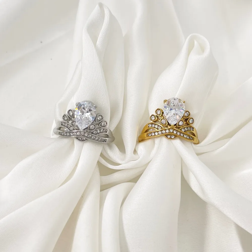 Corona  -Anello Regolabile in Acciaio - AAR-103-AA5177R (Argento)