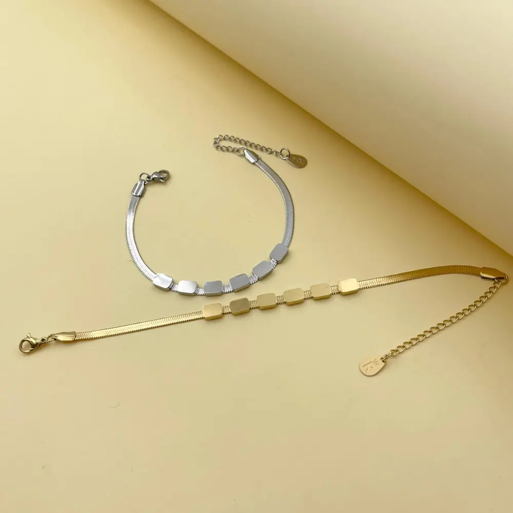 Quadratino -Bracciale in Acciaio con Chiusura - BAC-413-1767