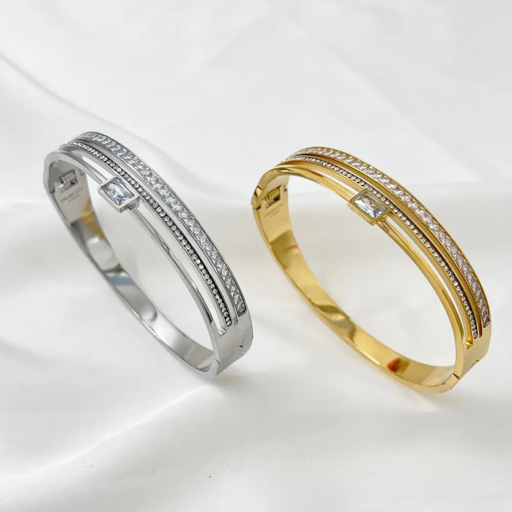 [BAR-413-1618A] Semplice con Quadrato-Bracciale Rigido in Acciaio - BAR-413-1618A (Argento)