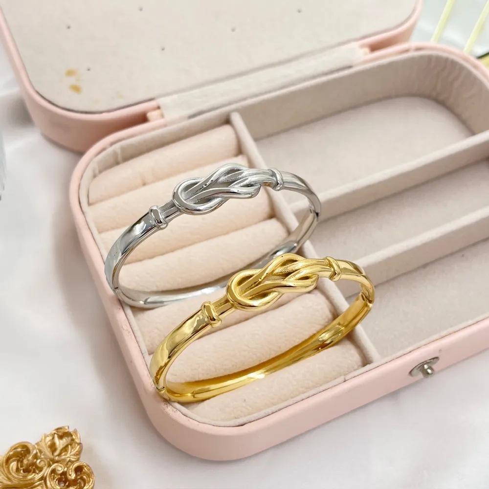 Nodo -Bracciale Rigido in Acciaio - BAR-413-6538 (Argento)