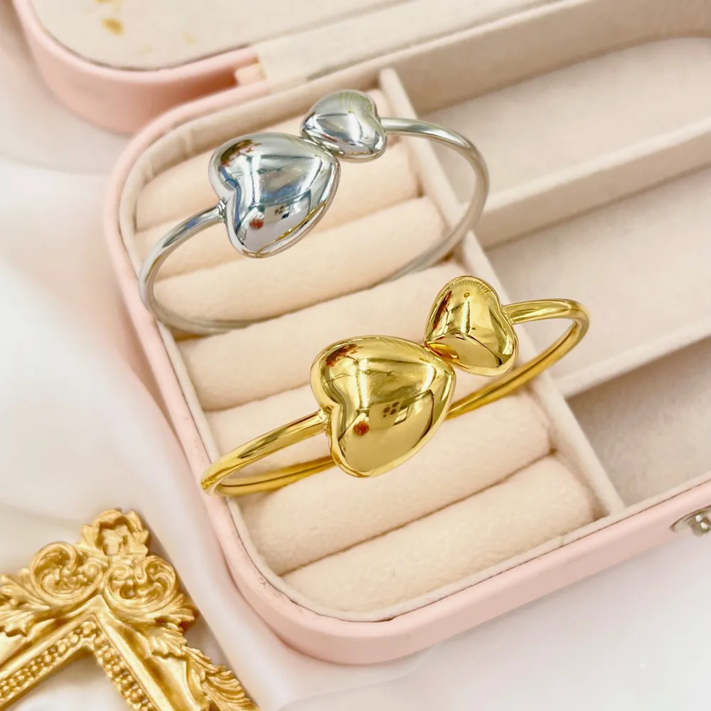 Doppio Cuore-Bracciale Rigido in Acciaio - BAR-413-7007 (Argento)