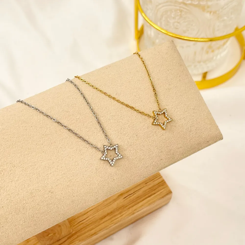 Stella-Collana Corta in Acciaio - CAC-103-AA2822N