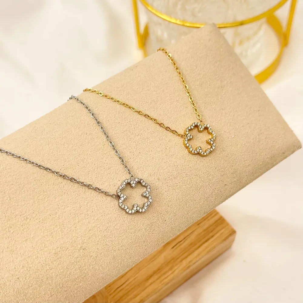 Quadrifoglio-Collana Corta in Acciaio - CAC-103-AA2824N (Oro Giallo)