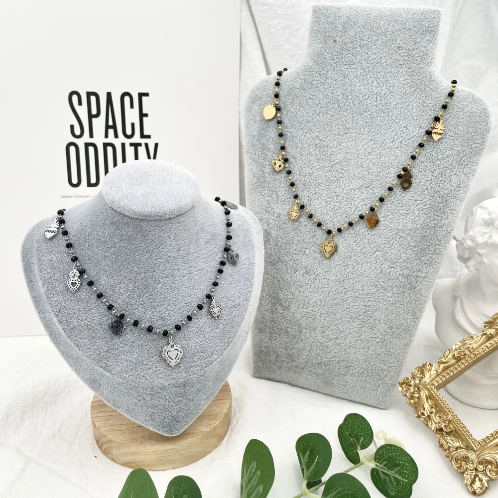 Cristalli Neri con Sacro Cuore -Collana Corta in Acciaio - CAC-413-2099