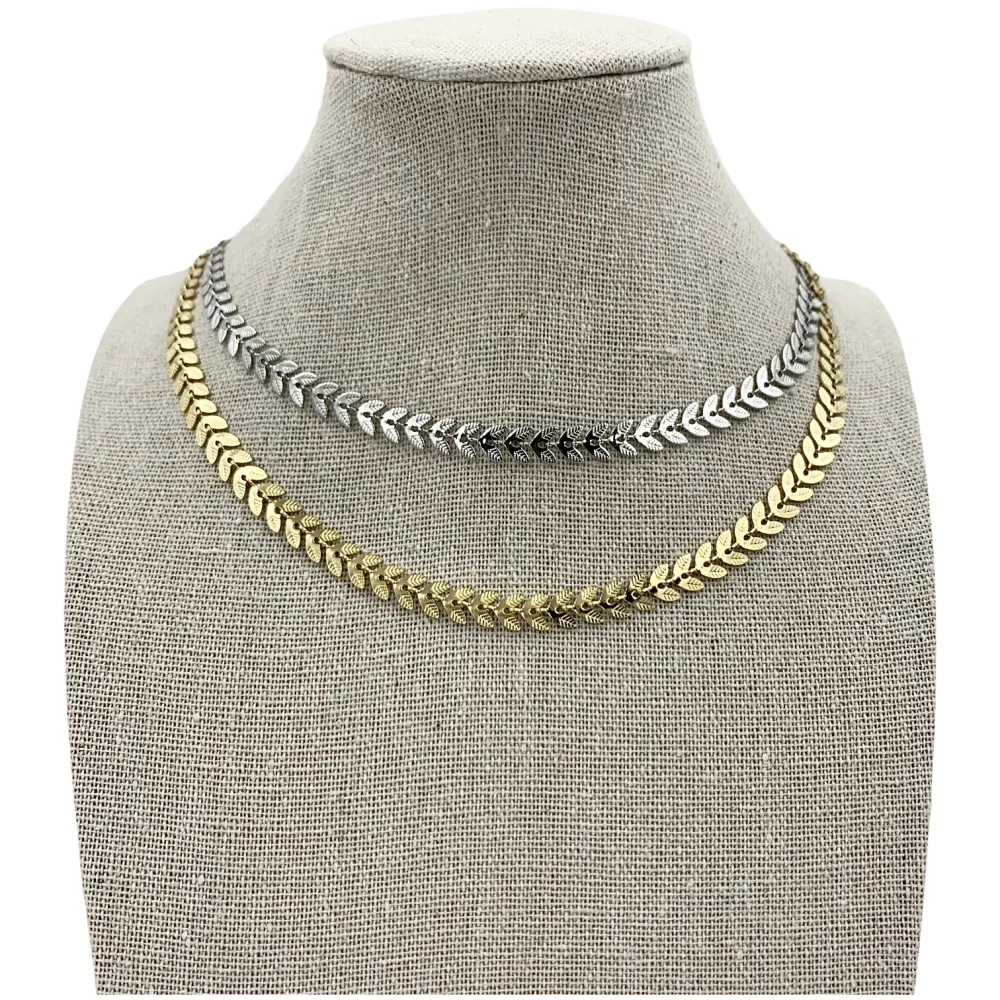 CAC5820-Foglia- Collana Corta in Acciaio - CAC5820-Foglia- Collana Corta in Acciaio