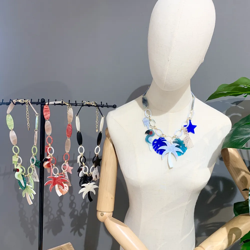 Tropicale Pappagallo-Collana Corta Moda - CMC-15577