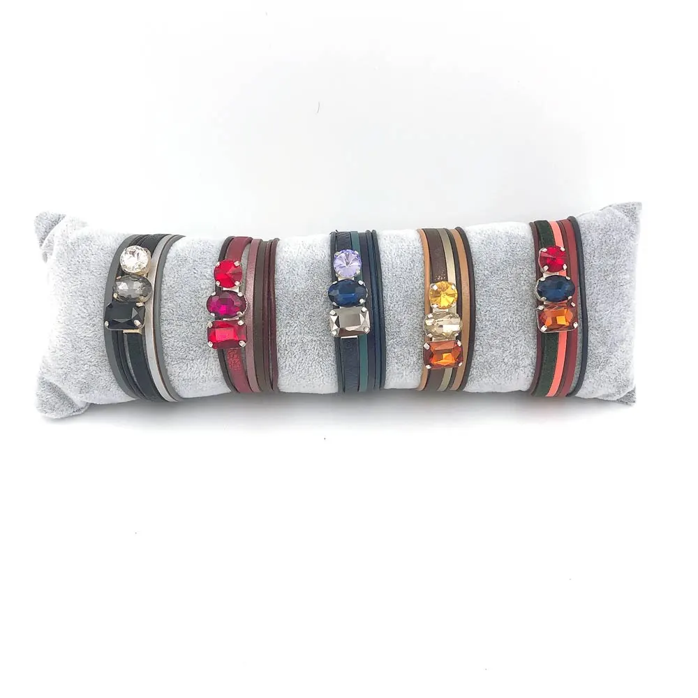 [Colorati in cuoio e pietra - 5 pz 8759] Bracciale con cuscino in omaggio - Colorati in cuoio e pietra - 5 pz 8759