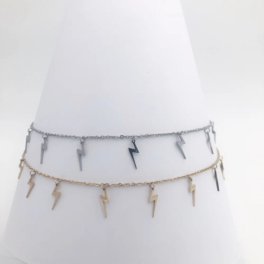 Collana corta in  acciaio - FULMINE PICCOLO PENDENTE 3808  - GIROCOLLO ACCIAIO