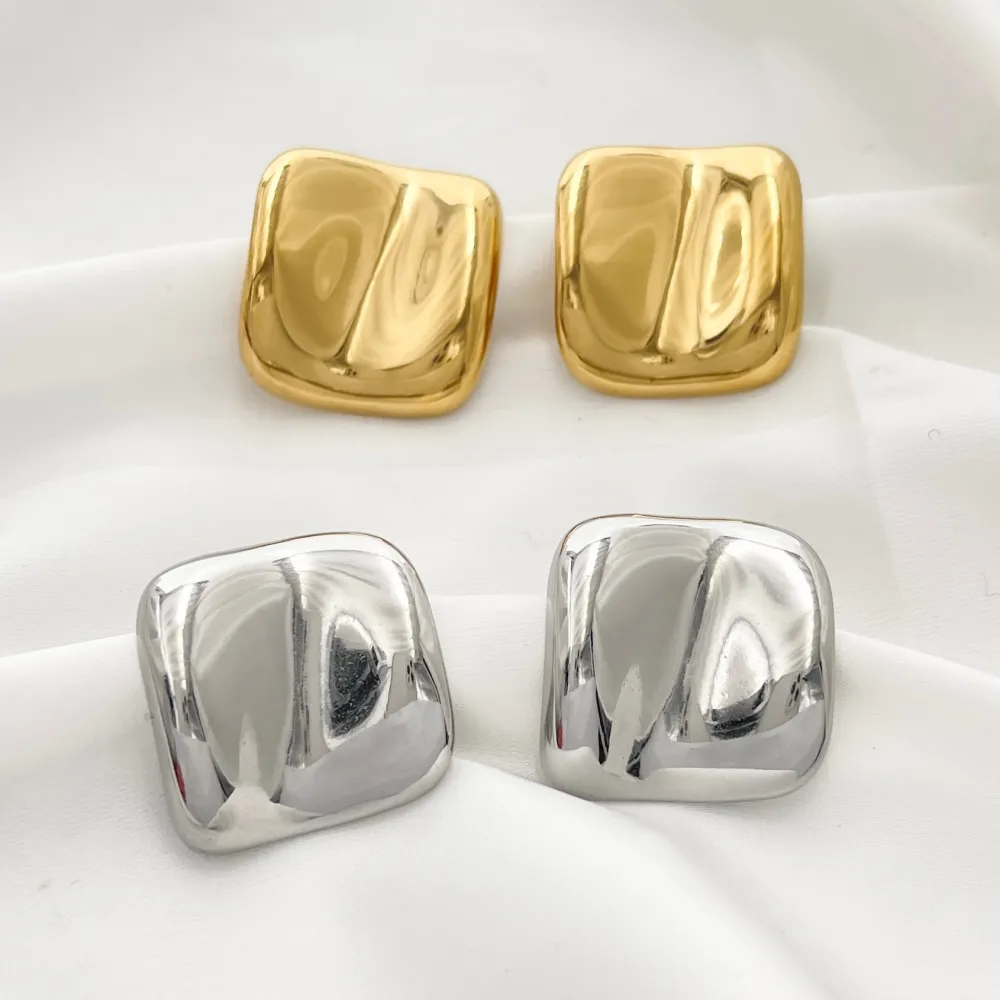 Quadrato Lavorato-Orecchini in Acciaio - OAP-413-173 (Oro Giallo)