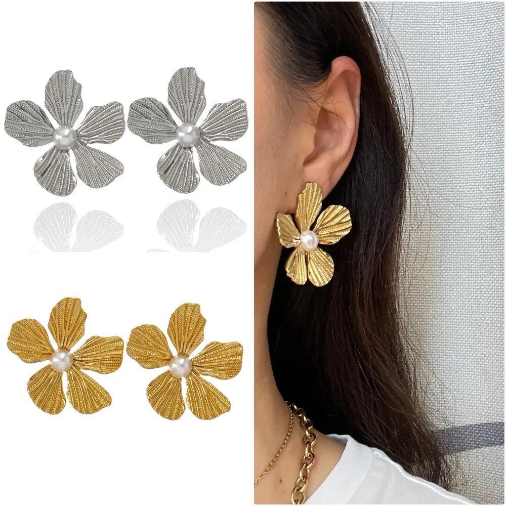 [OR-732-266] Fiore con Perla-Orecchini in Acciaio - OAP-732-266 (Argento)