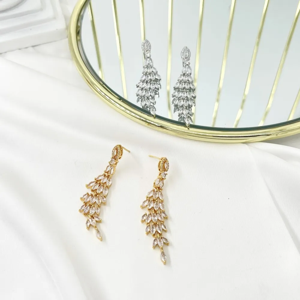 Fiore-Orecchini in Ottone e Zirconia - OMZ-103-AA27128E