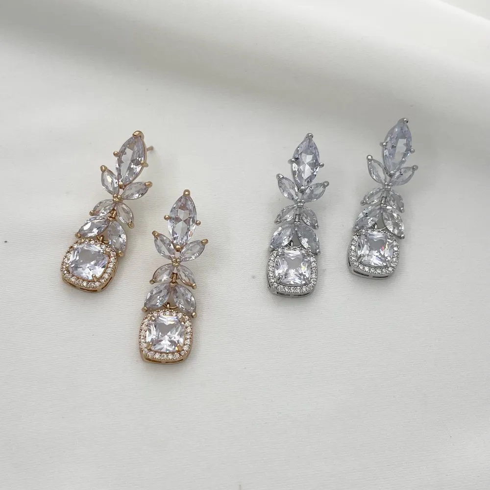 [OMZ-506-251] Foglia con Quadrato-Orecchini con Zirconia - OMZ-506-251 (Argento)