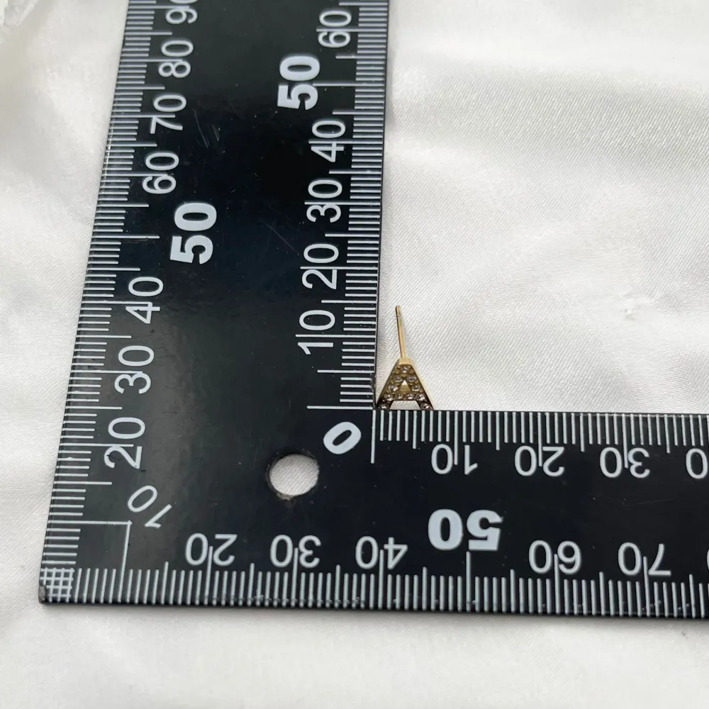 Iniziale-36 Paia Orecchini a lobo in Acciaio - OPA36-103-AA357E (Oro Giallo)