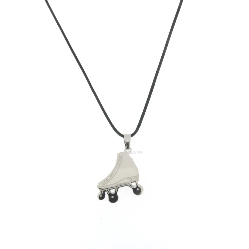 Pattine a Ruote - Collana Corta Unisex - Pattine a Ruote - Collana Corta Unisex