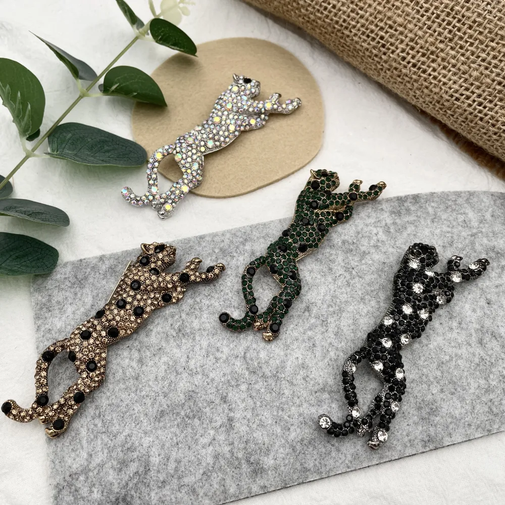 Pantera-Spilla con Strass - SPM-321-179