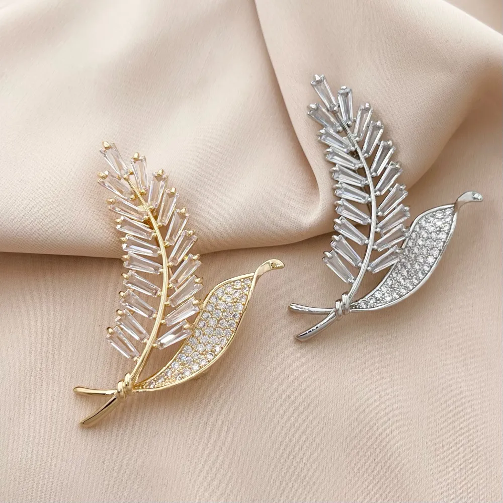 Fantasia Foglia-Spilla con Zirconia - SPM-506-174 (Argento)